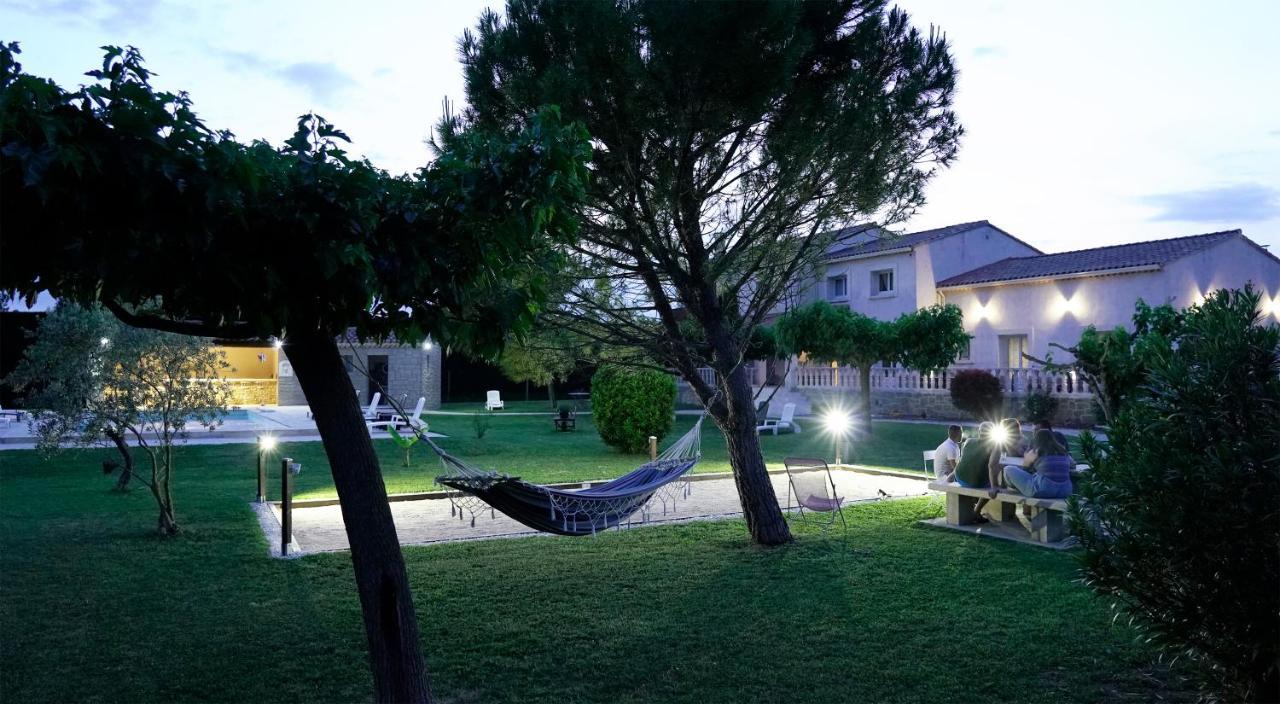 Chambres D'Hotes Le Saint Victor - Provence, Vaucluse Pernes-les-Fontaines Exteriör bild